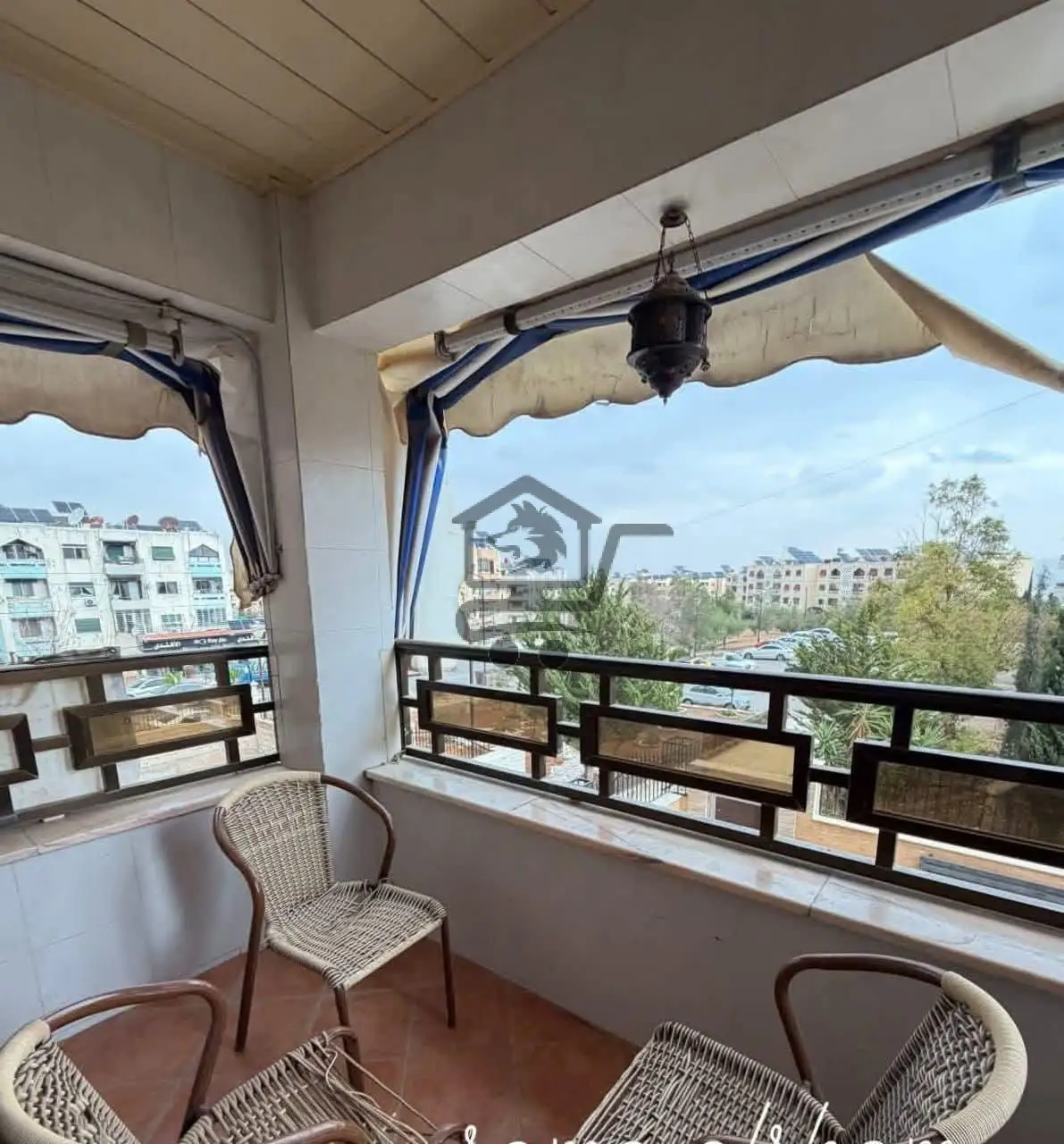 شقة مفروشة ومميزة - الصورة 1