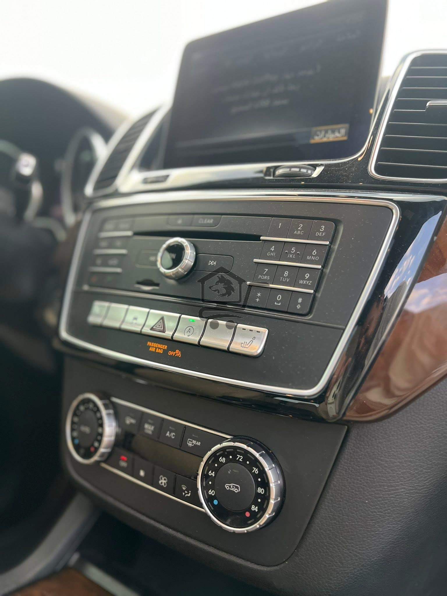 Mercedes-Benz GLS 450 - الصورة 8