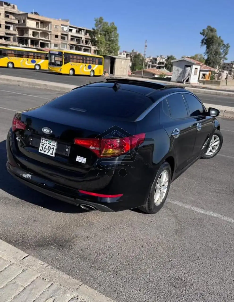 سيارة للبيع - الصورة 2