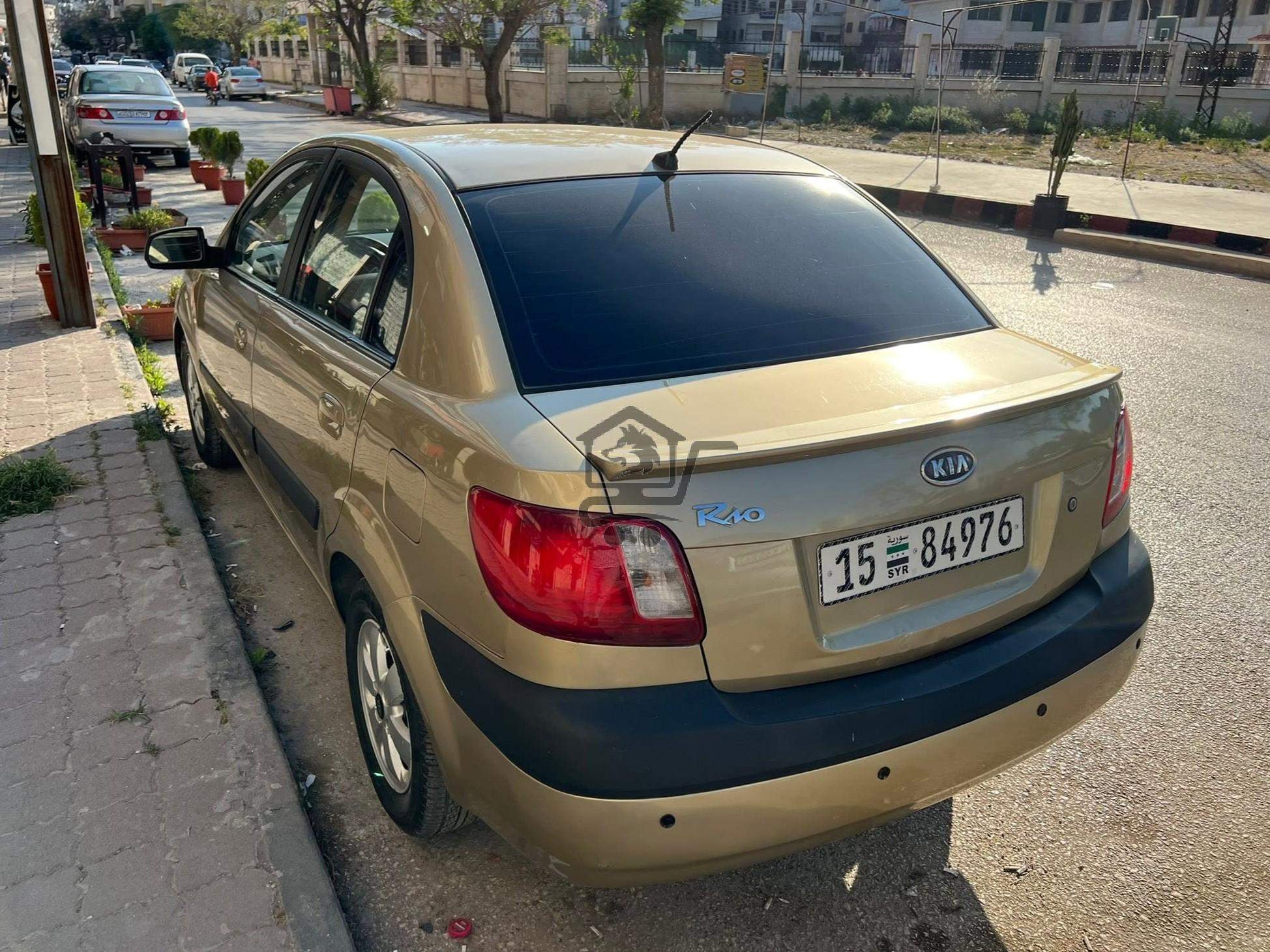 Kia Rio 2010 - الصورة 4