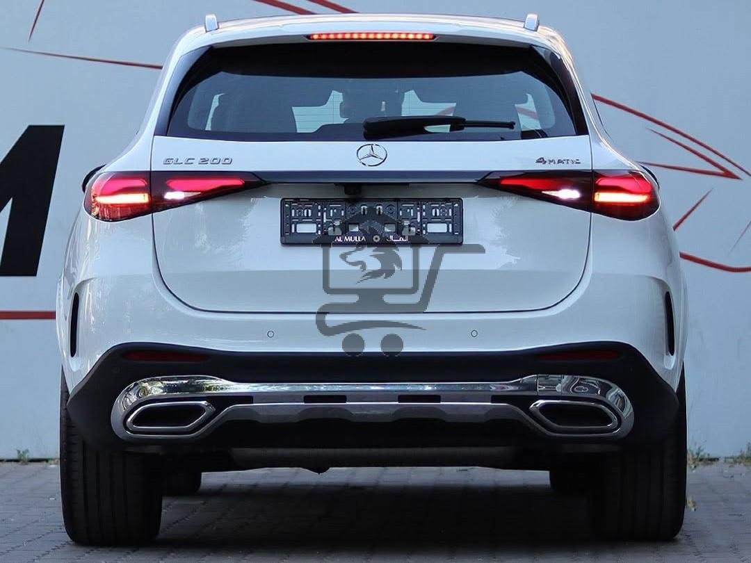 Mercedes-Benz GLC 200 - الصورة 4