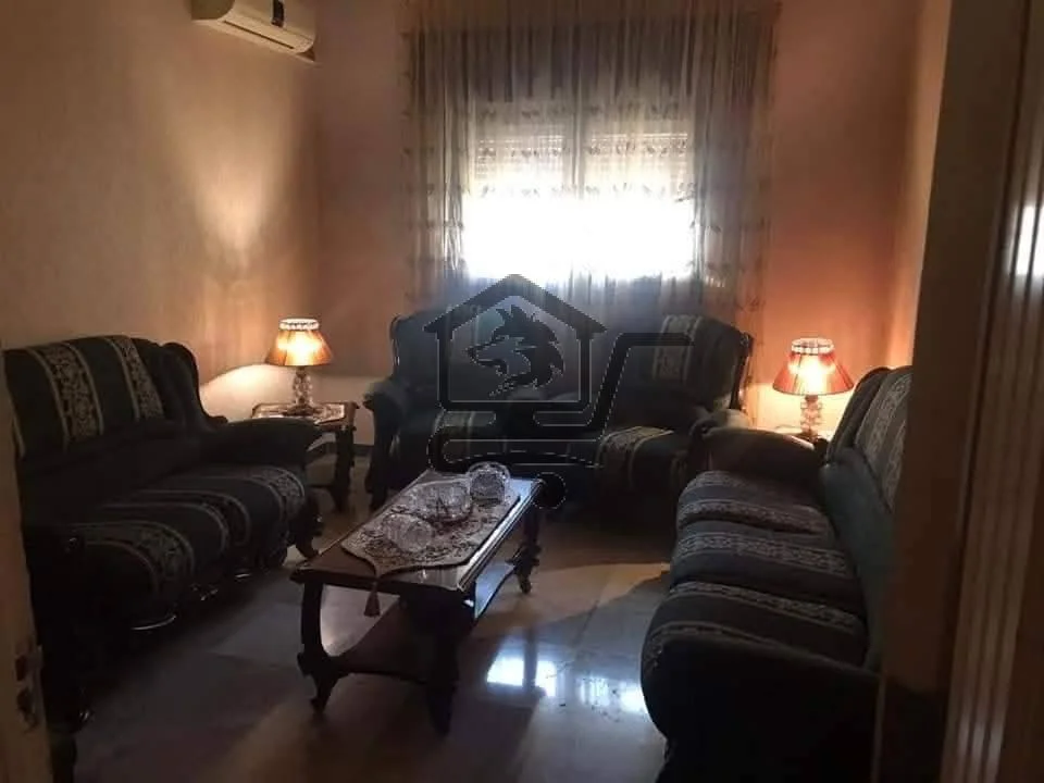 للبيع شقة سكنية فاخرة - الصورة 3