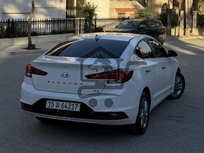 Hyundai Elantra 2020 - الصورة 4