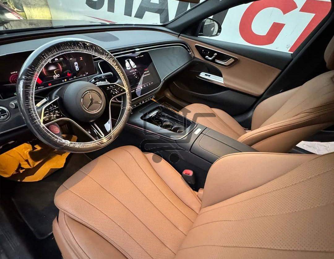 Mercedes-Benz E200 2025 - الصورة 6
