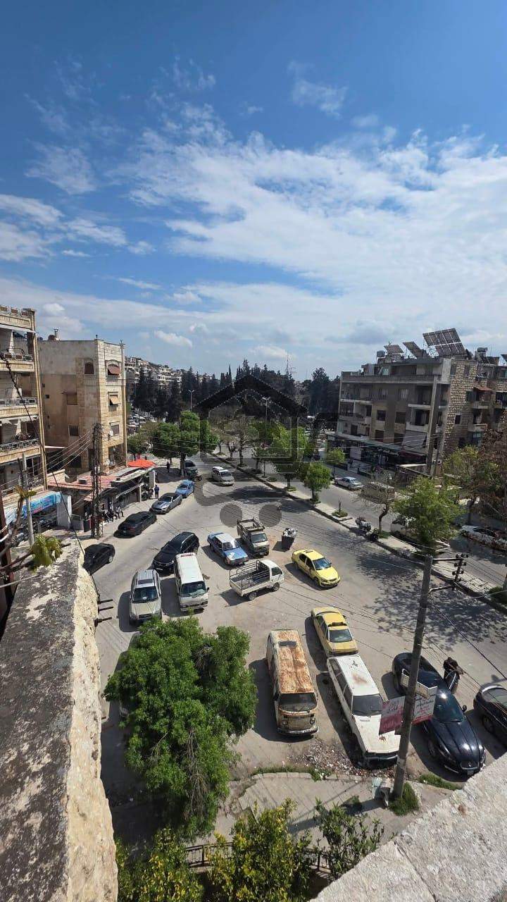 للبيع منزل في شارع النيل - الصورة 1