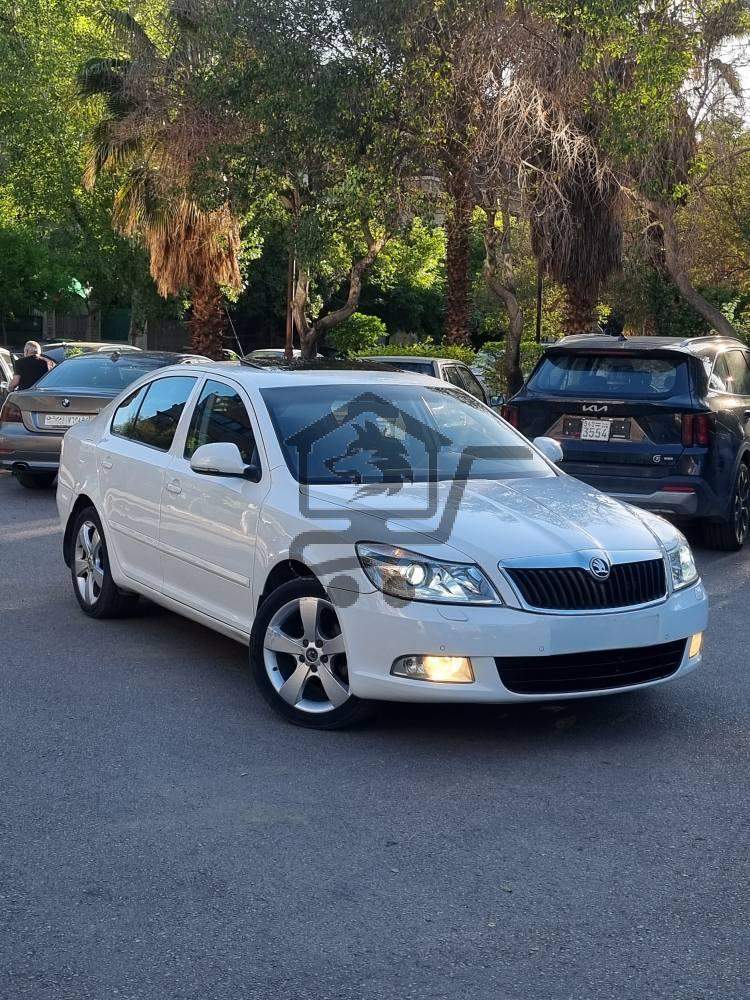 Skoda Oktavia 2010 - الصورة 3
