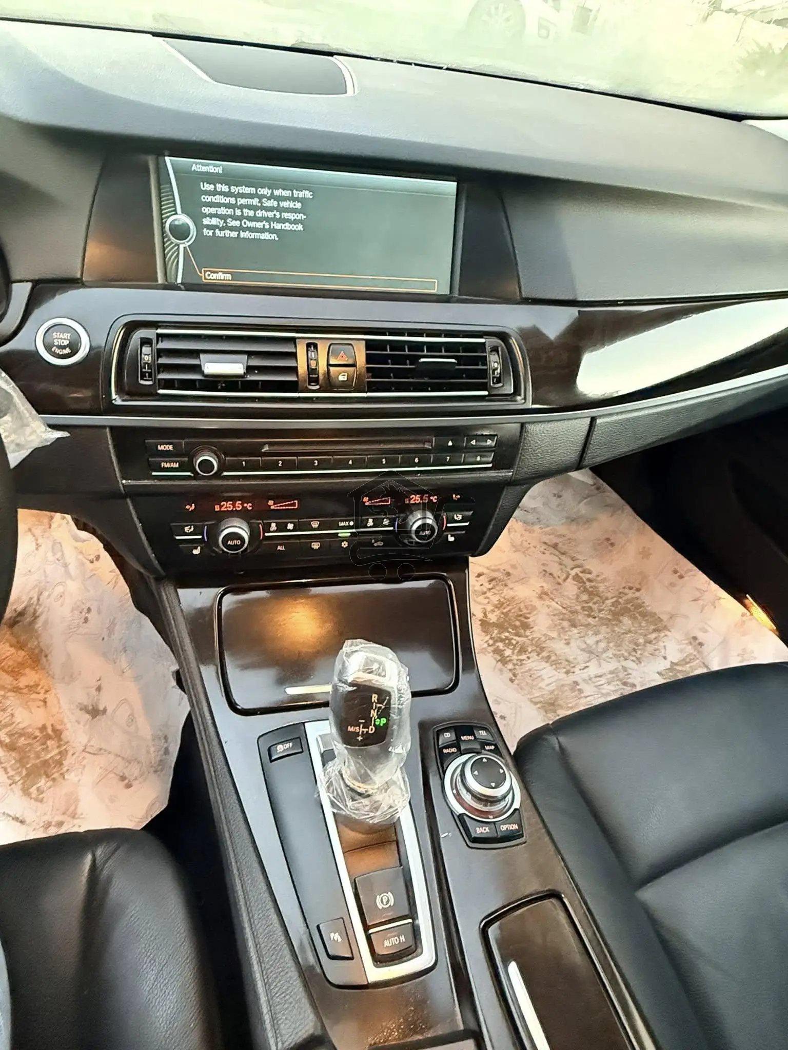 بي ام دبليو  520d 2011 - الصورة 9