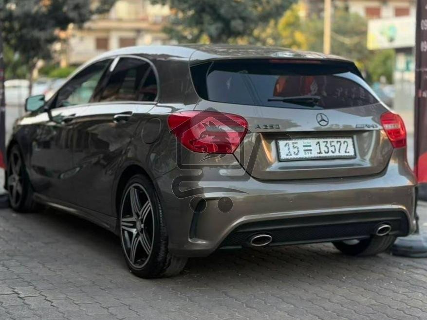 Mercedes-Benz A250 2014 - الصورة 2