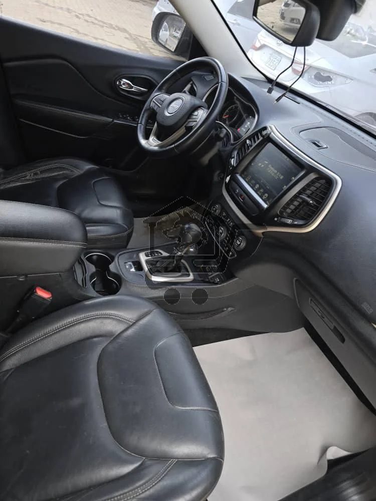 هونداي سنتافيه دي ام 2013 - الصورة 4