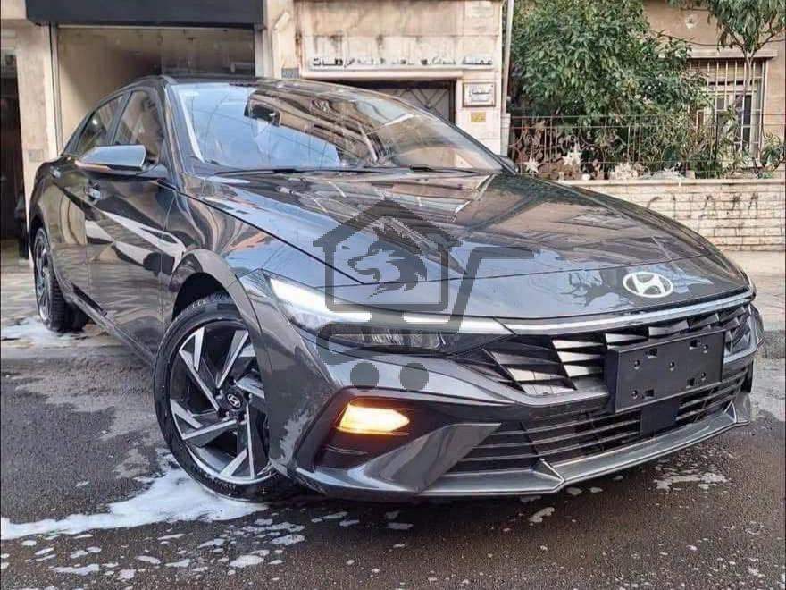 Hyundai Elantra 2025 - الصورة 1