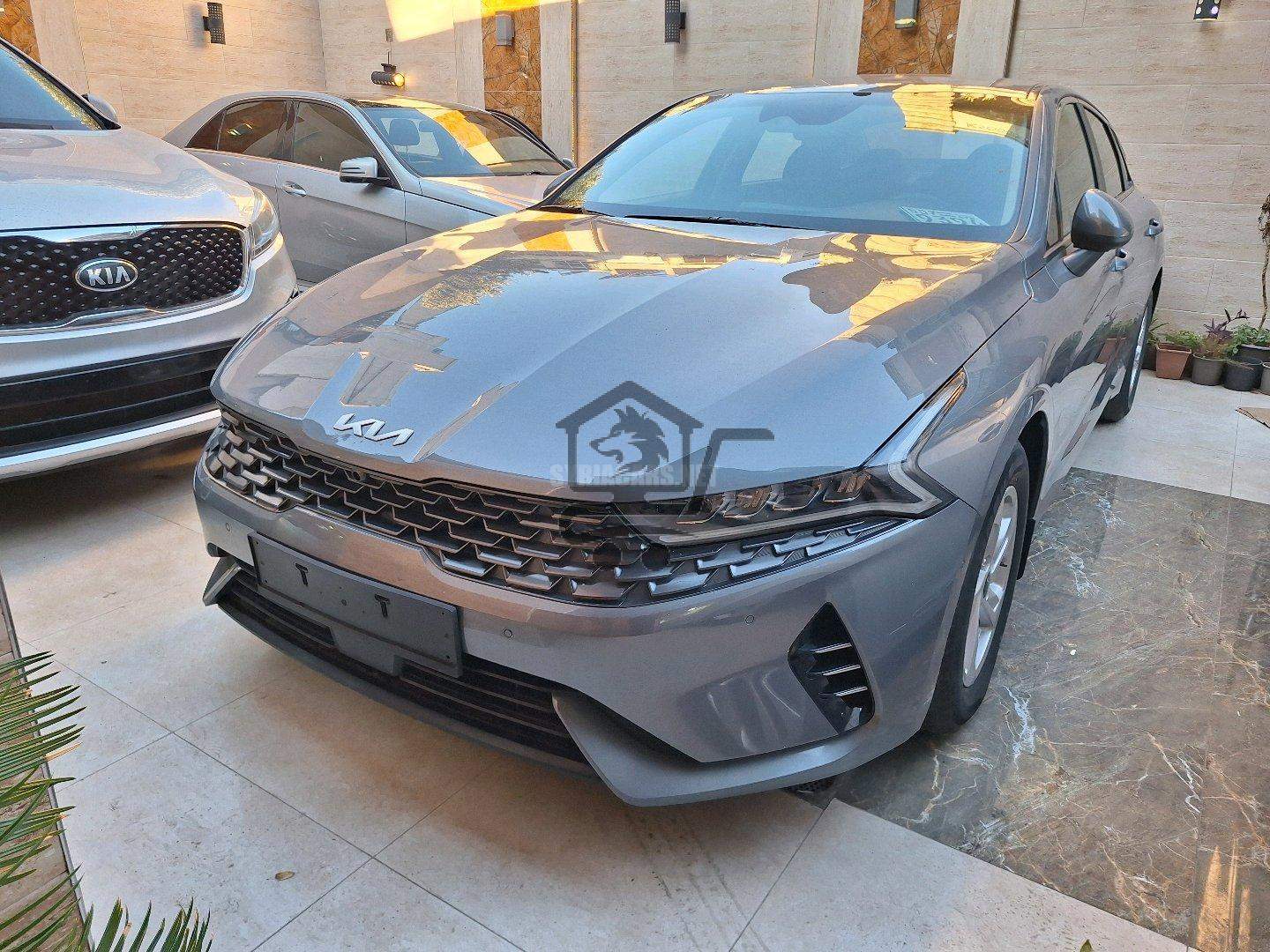 كيا - Kia K5 - الصورة 1