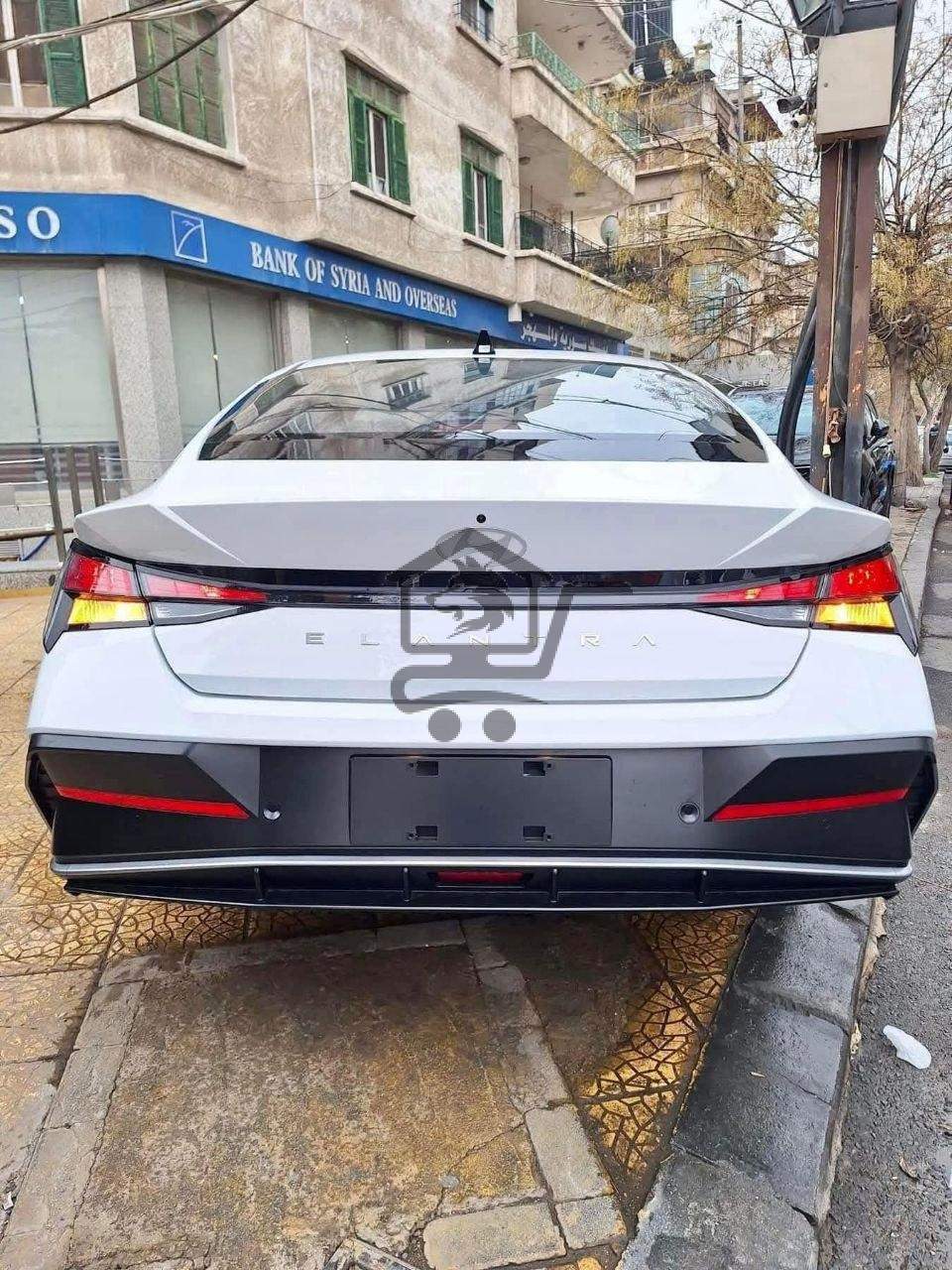Hyundai Elantra 2025 - الصورة 4