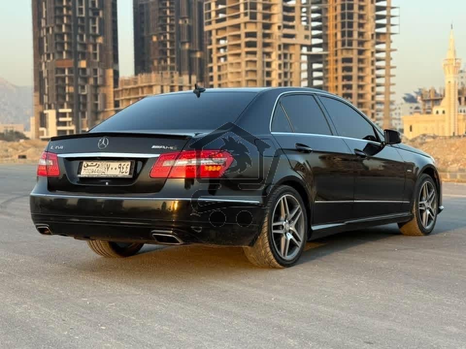 Mercedes - الصورة 2