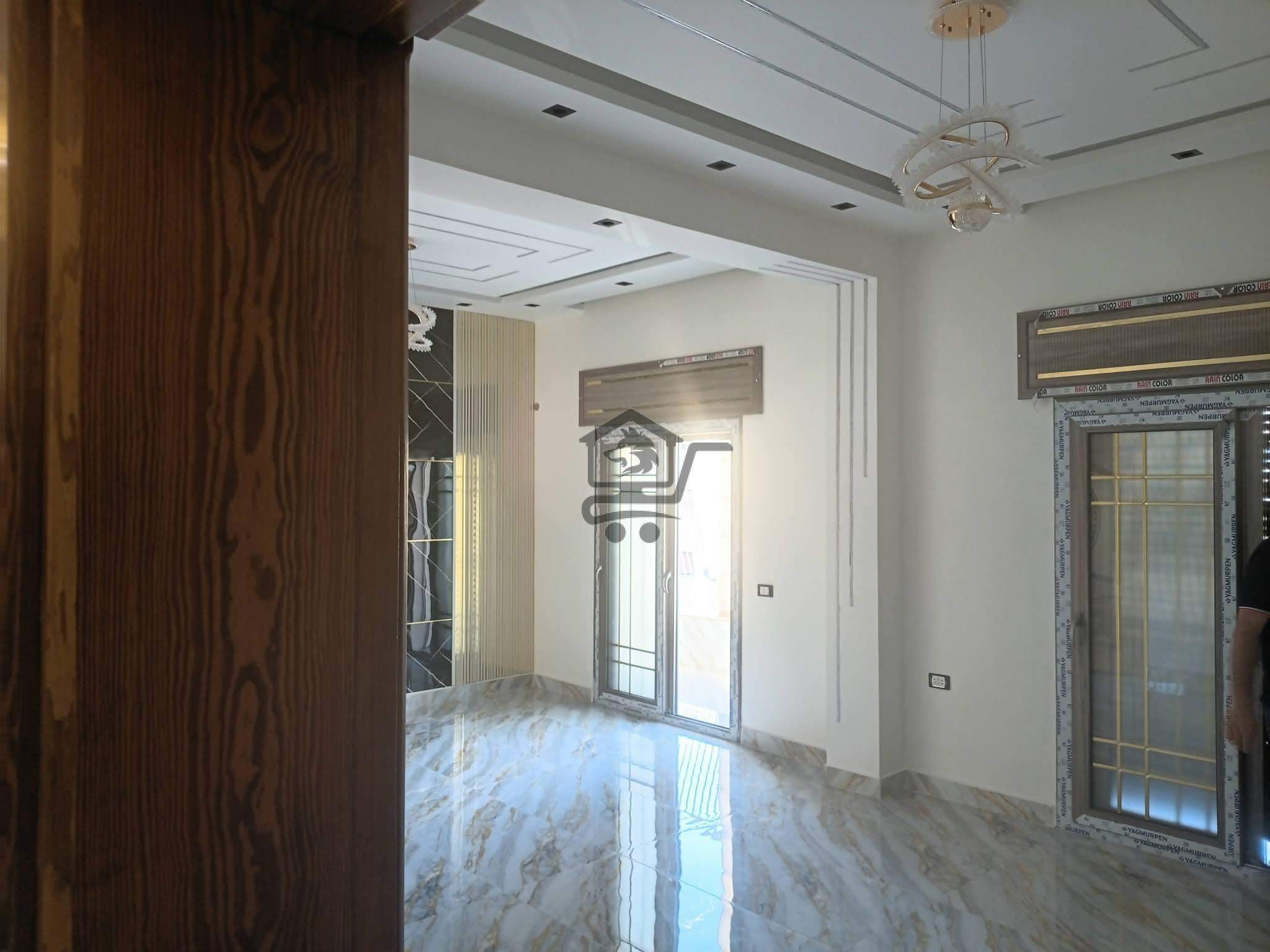 منزل فاخر - الصورة 8