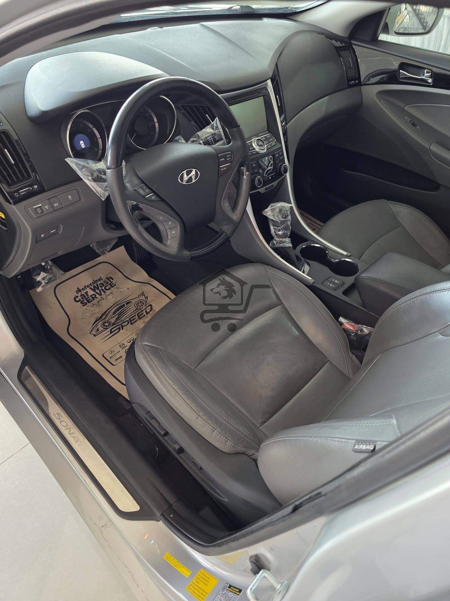 Hyundai Sonata 2012 - الصورة 6