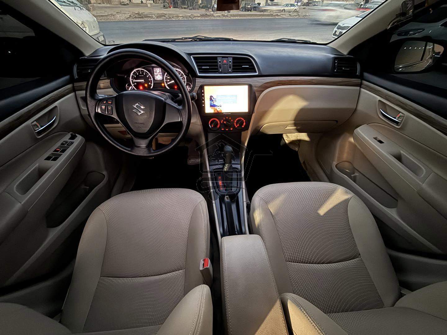 Suzuki Ciaz 2023 - الصورة 7
