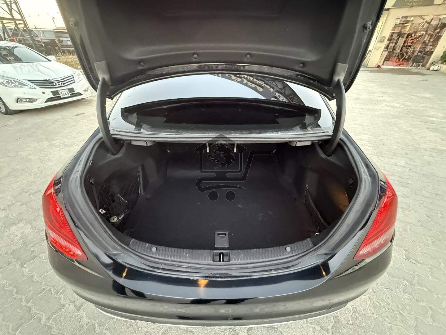 Mercedes C300 2015 4matic - الصورة 6