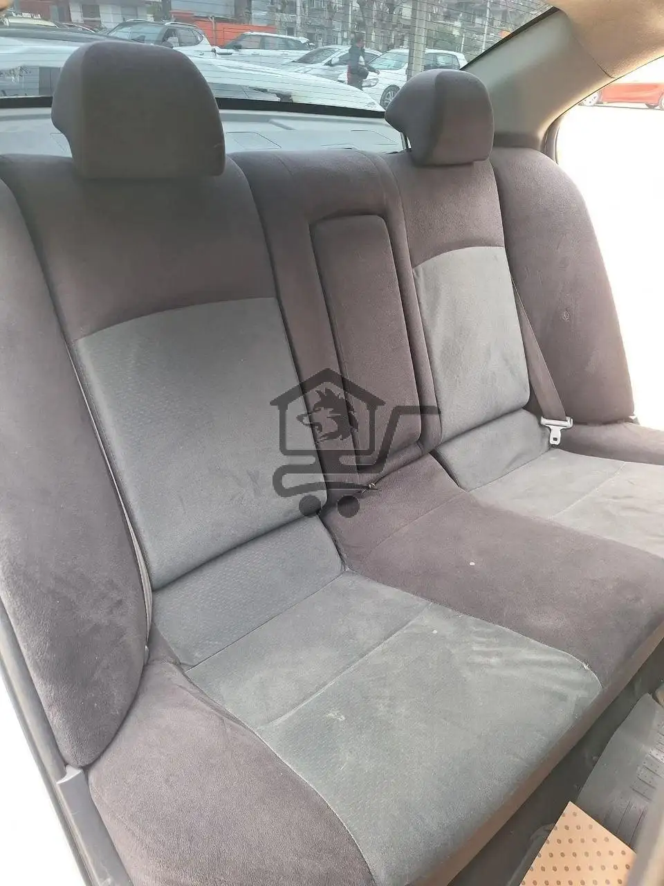 ميتسوبيشي لانسر GLX - الصورة 9