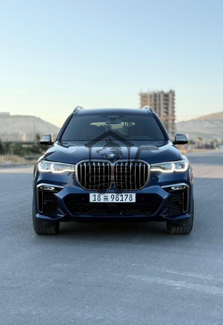 BMW X7 M50 - الصورة 4
