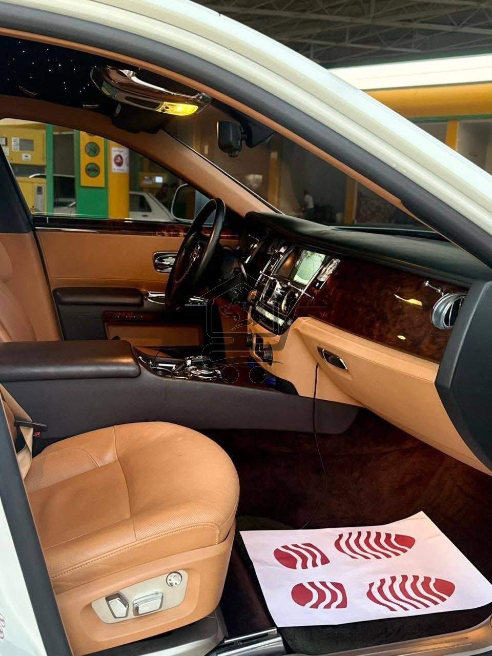 Rolls Royce - الصورة 2