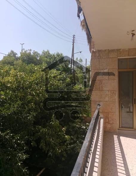 شقة بمساحة واسعة - الصورة 4