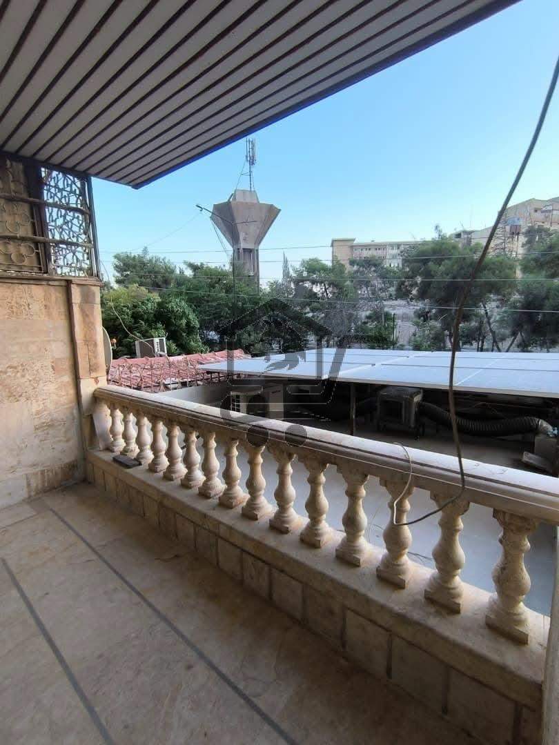 منزل فاخر - الصورة 6