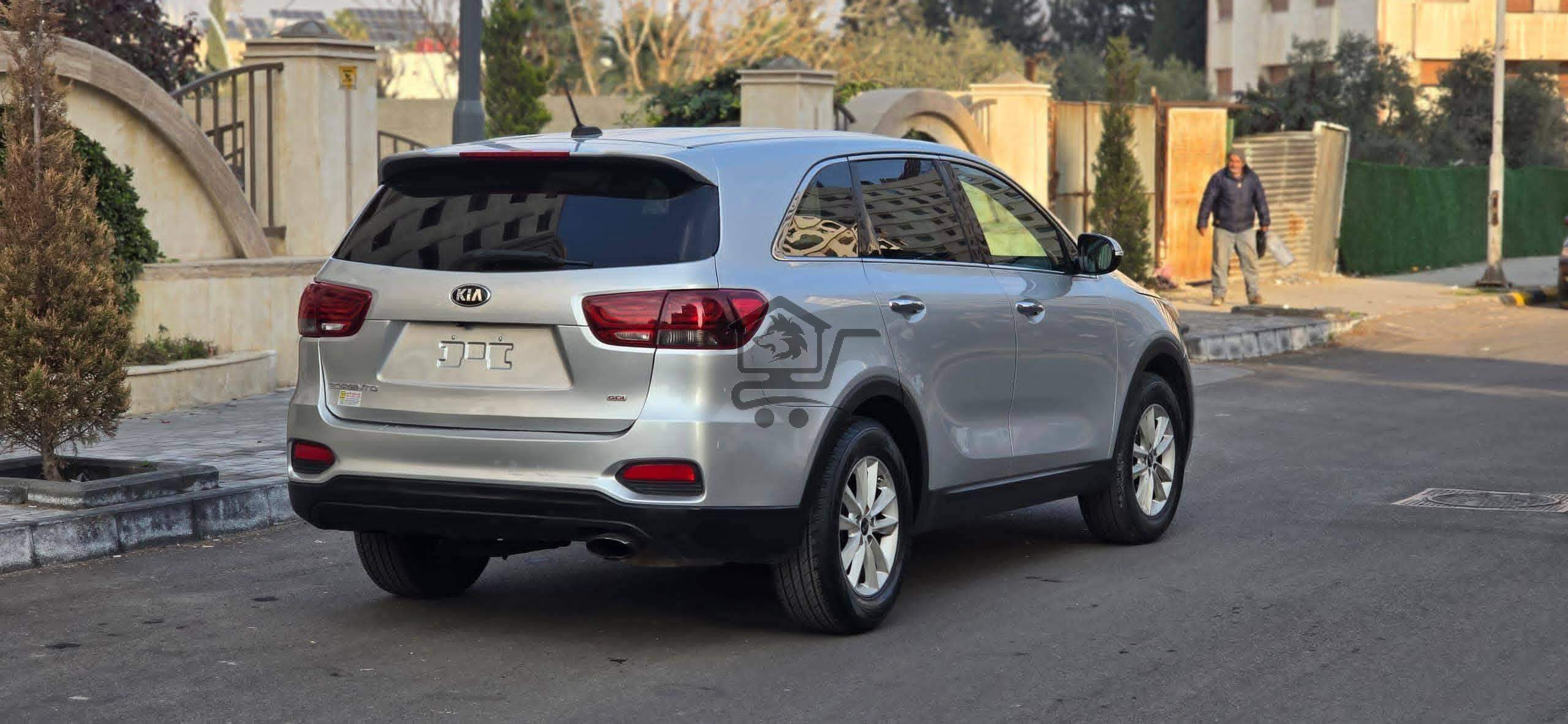 للبيع كيا سورينتو - الصورة 8