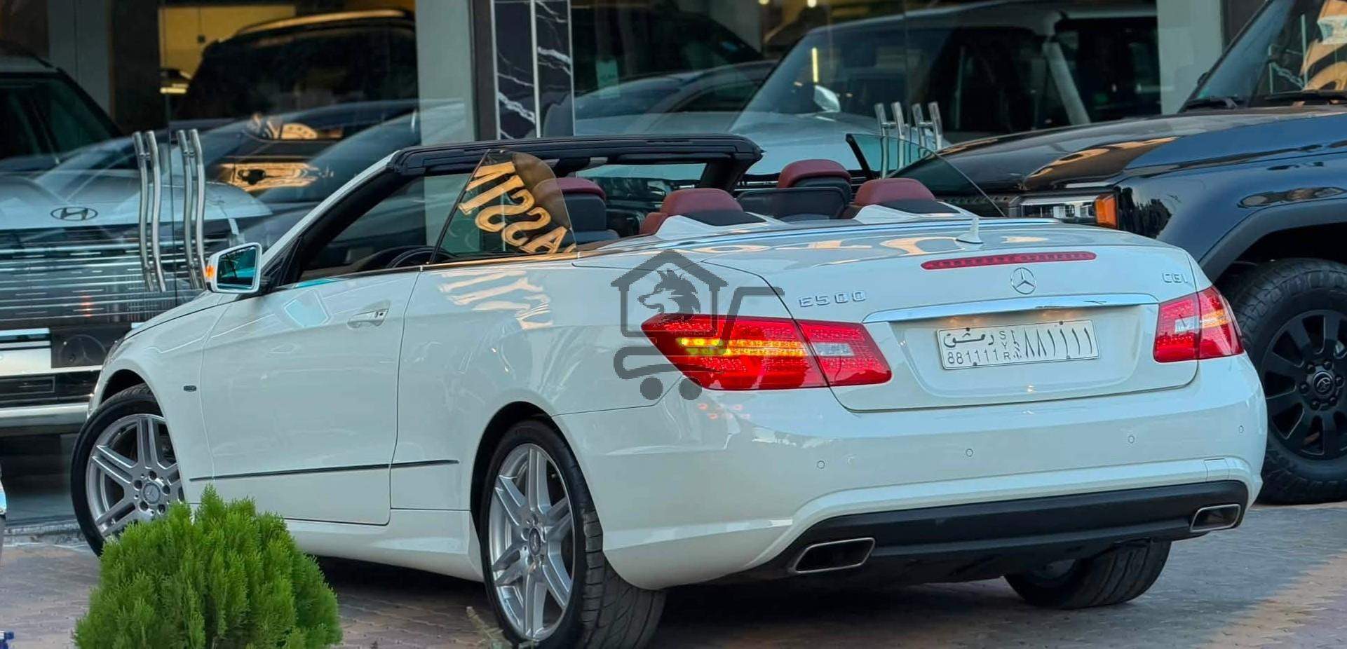 Mercedes-Benz E250 Cabriolet - الصورة 4