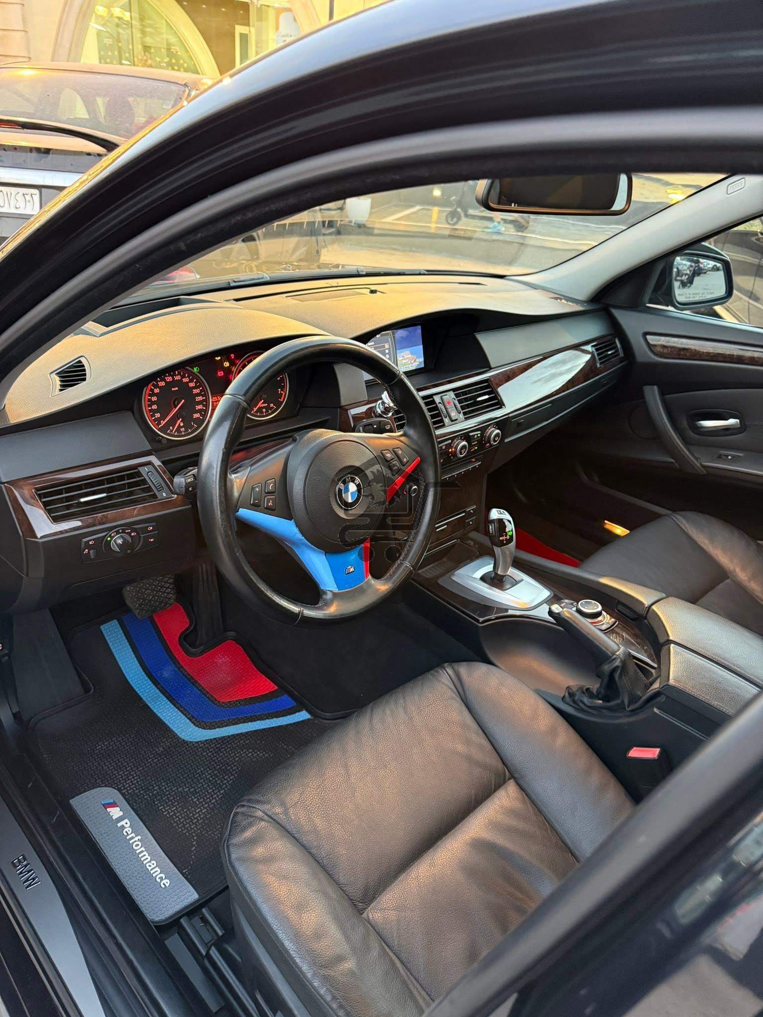 BMW 528i 2010 - الصورة 5