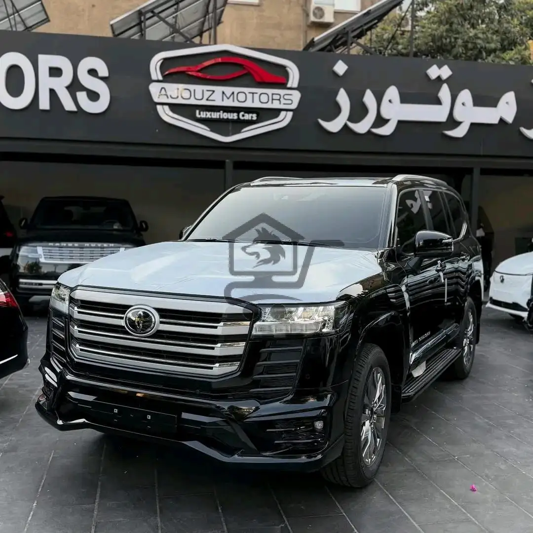 Toyota Land Cruiser GXR - الصورة 1