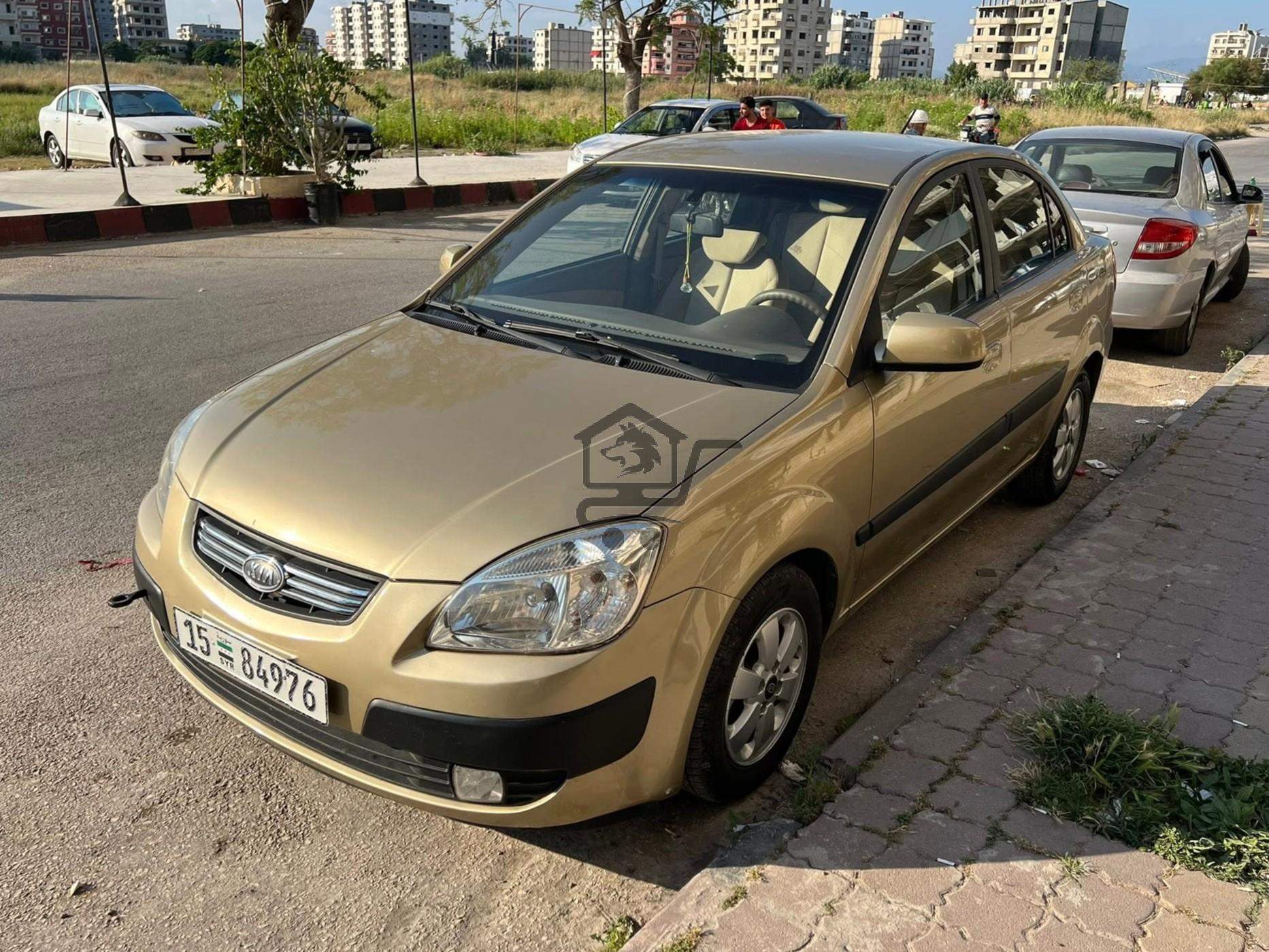 Kia Rio 2010 - الصورة 1