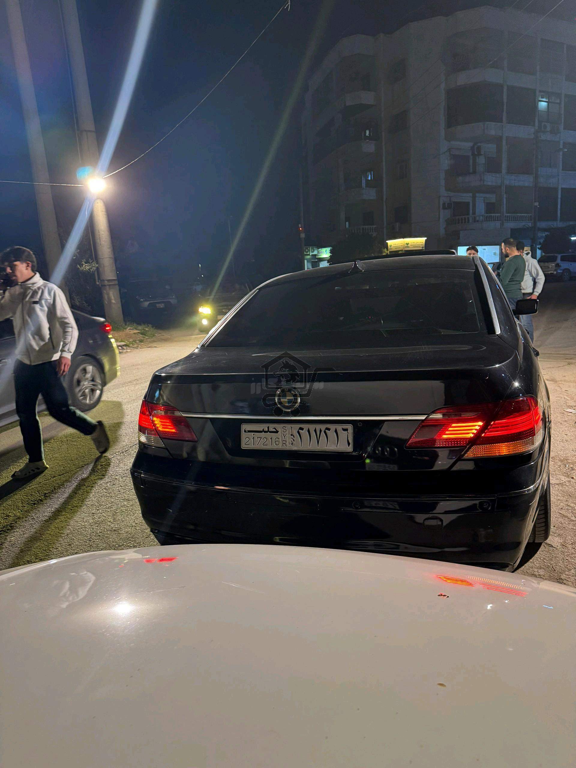 بي ام دابيليو - BMW 730 - الصورة 9