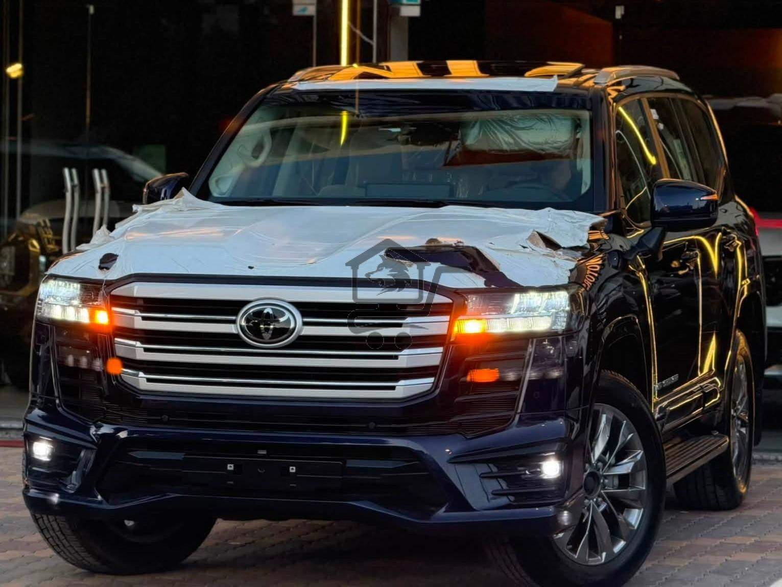 Toyota Land Cruiser GXR - الصورة 3