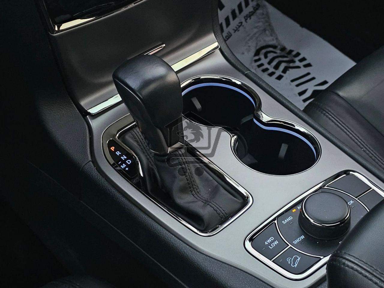 JEEP CHEROKEE - الصورة 10