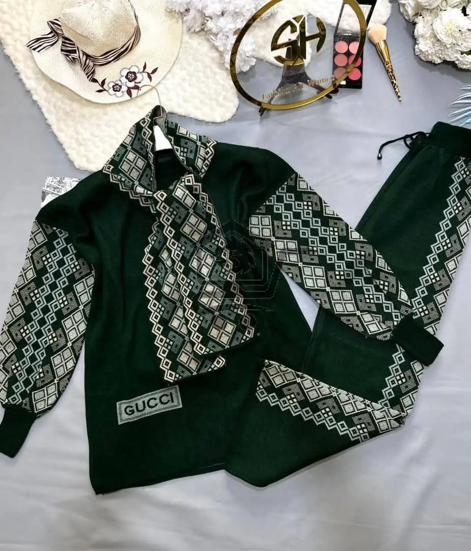 طقم تريكو قماش - الصورة 5