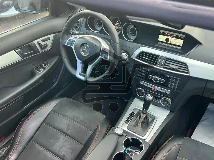MERCEDES C250 - الصورة 8
