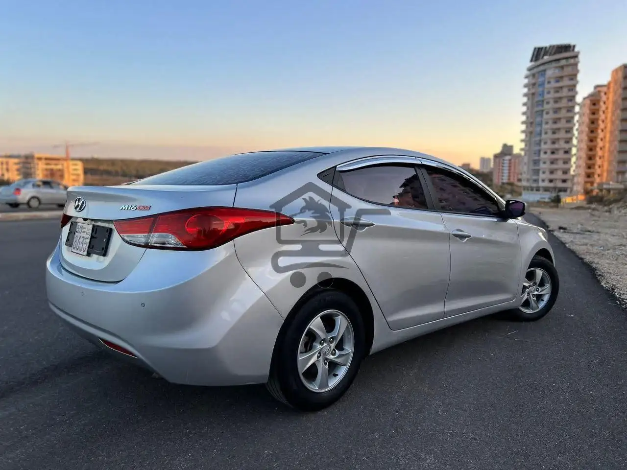 HYUNDAI AVANTE 2012 - الصورة 3