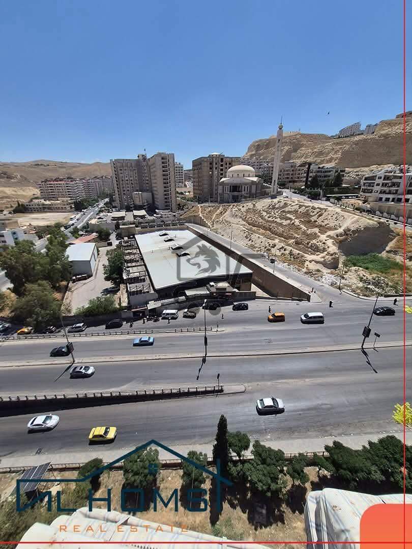 شقة للبيع - الصورة 1