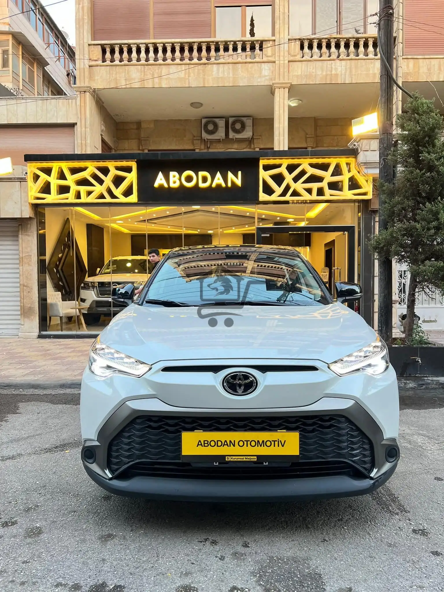 تويوتا فروتلاندر - الصورة 1