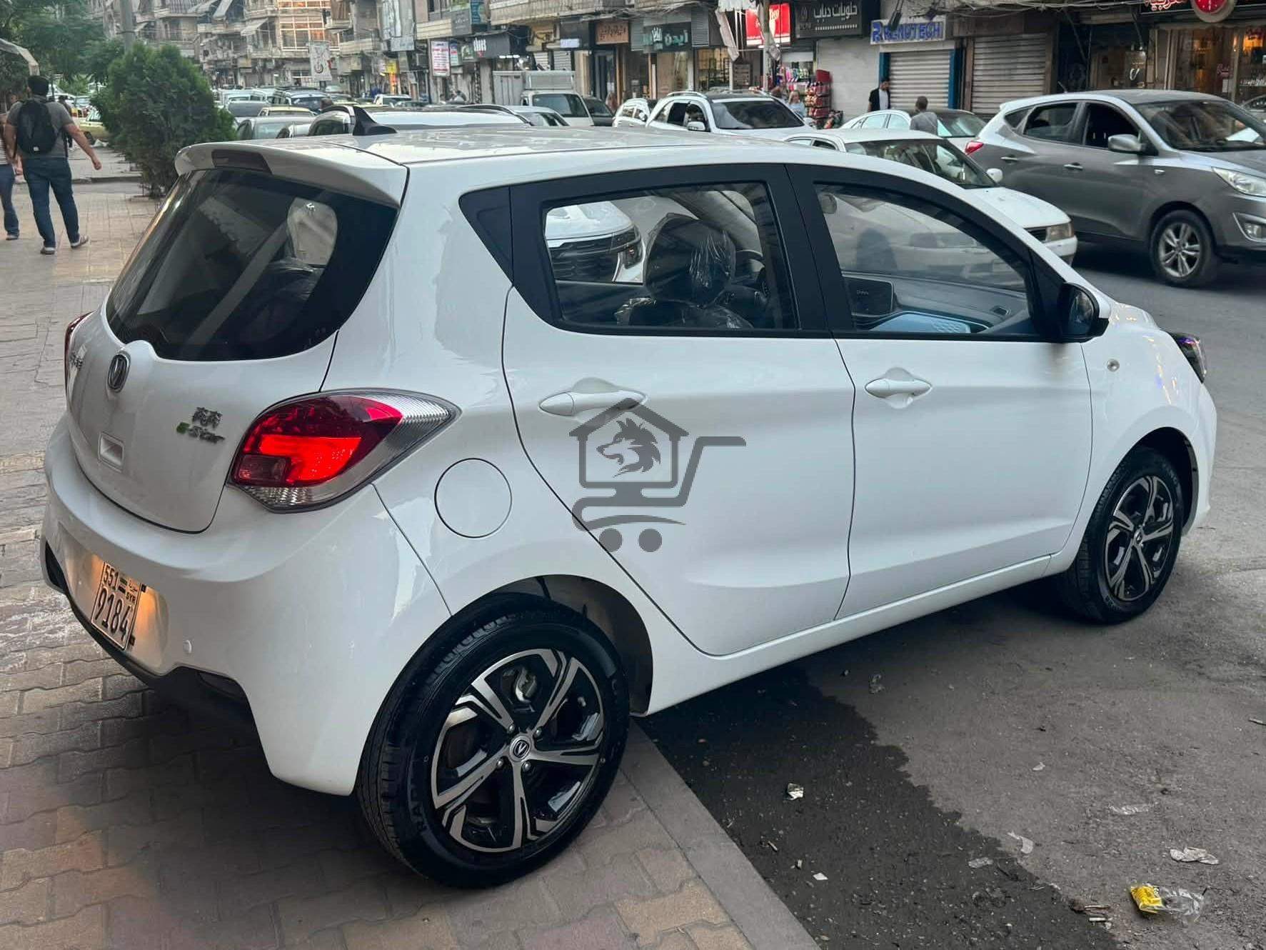 Changan E-Star 2024 - الصورة 4