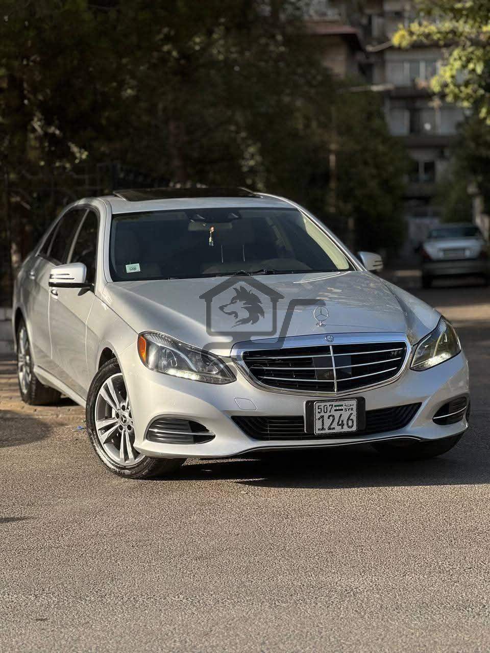 Mercedes-Benz E350 - الصورة 5