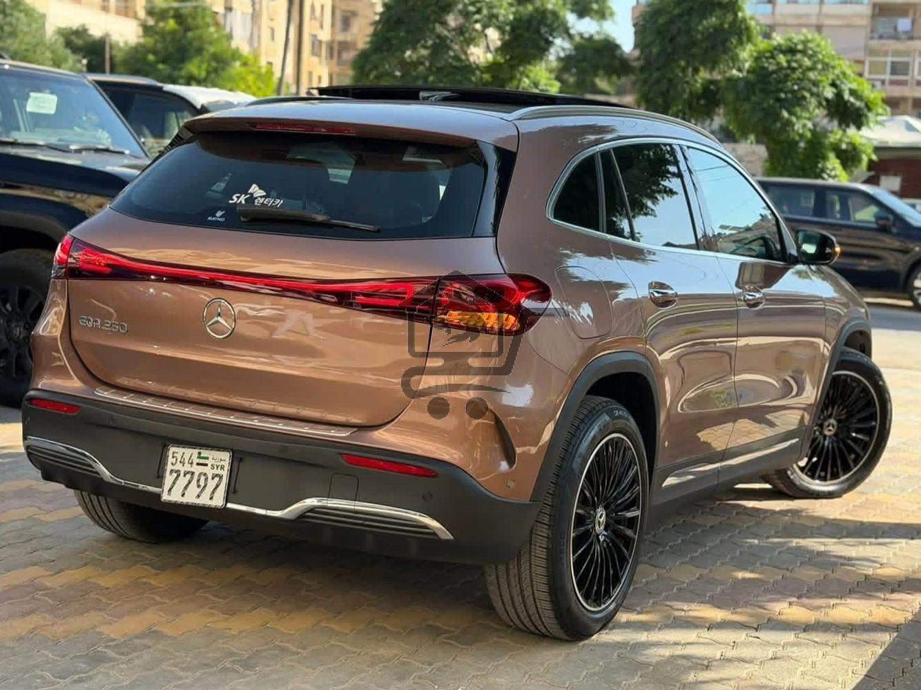 Mercedes-Benz EQA 250 - الصورة 2