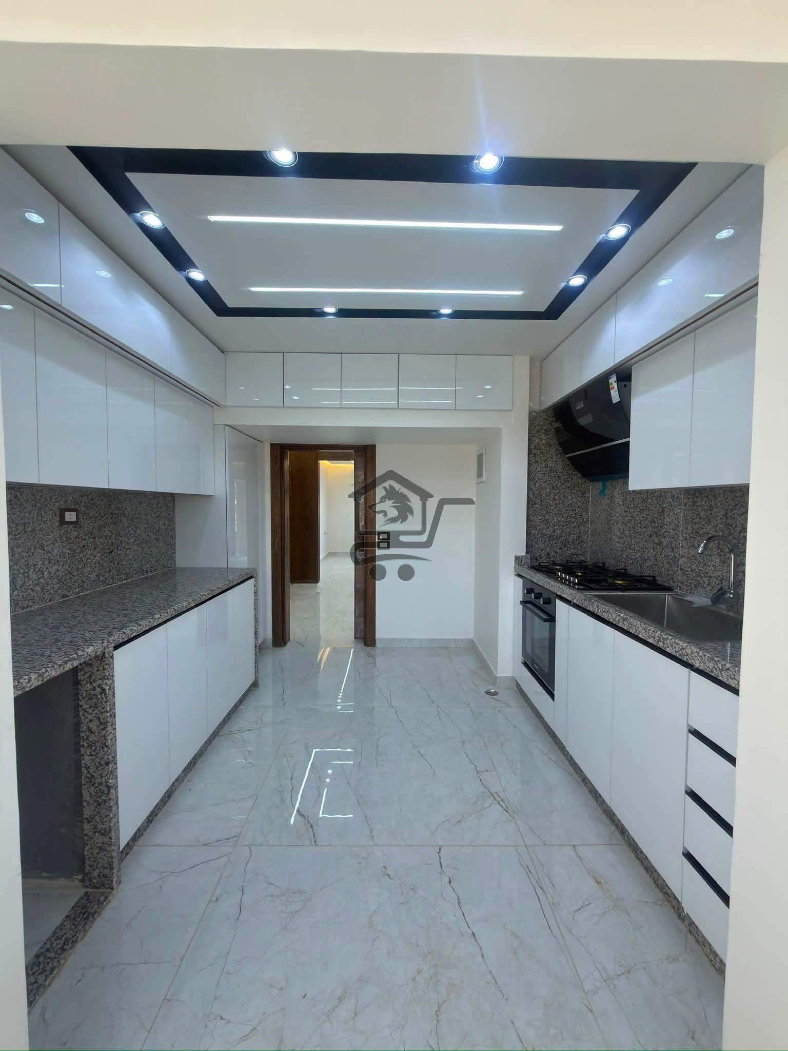 منزل فاخر - الصورة 8