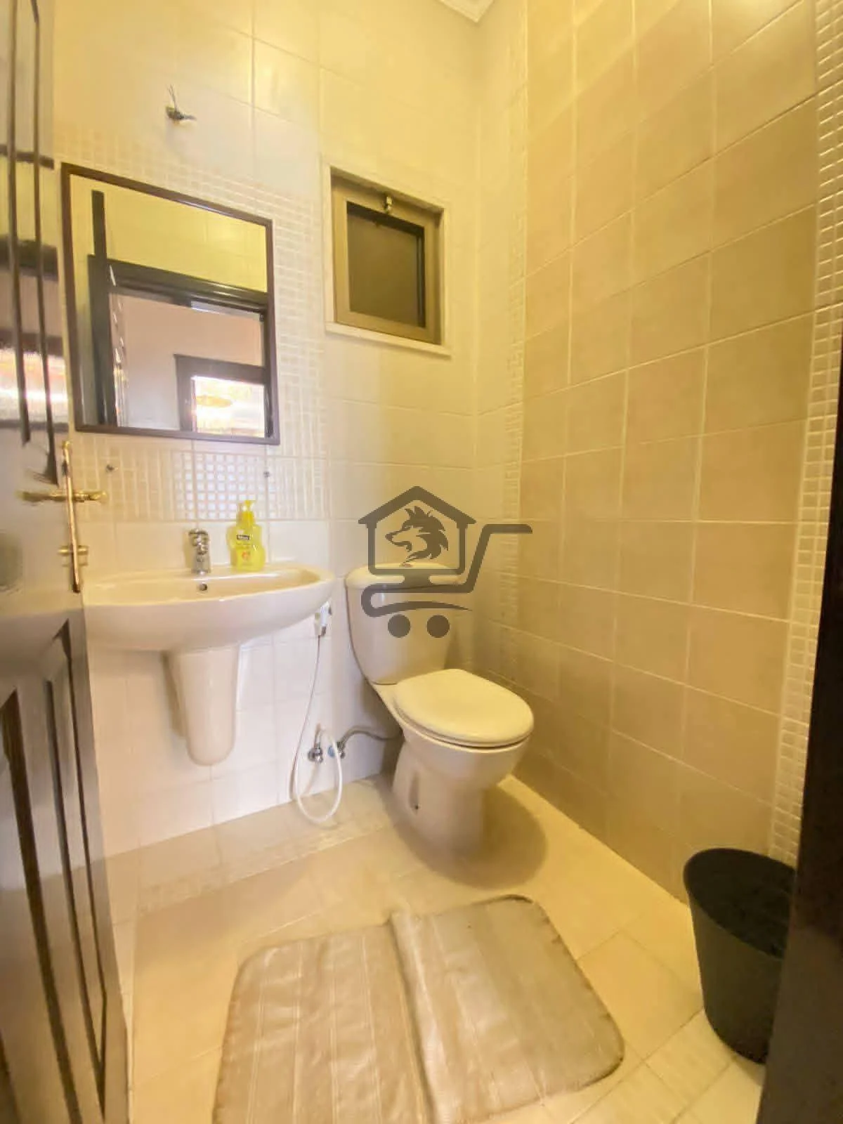 للبيع شقة في شارع برنية - الصورة 2