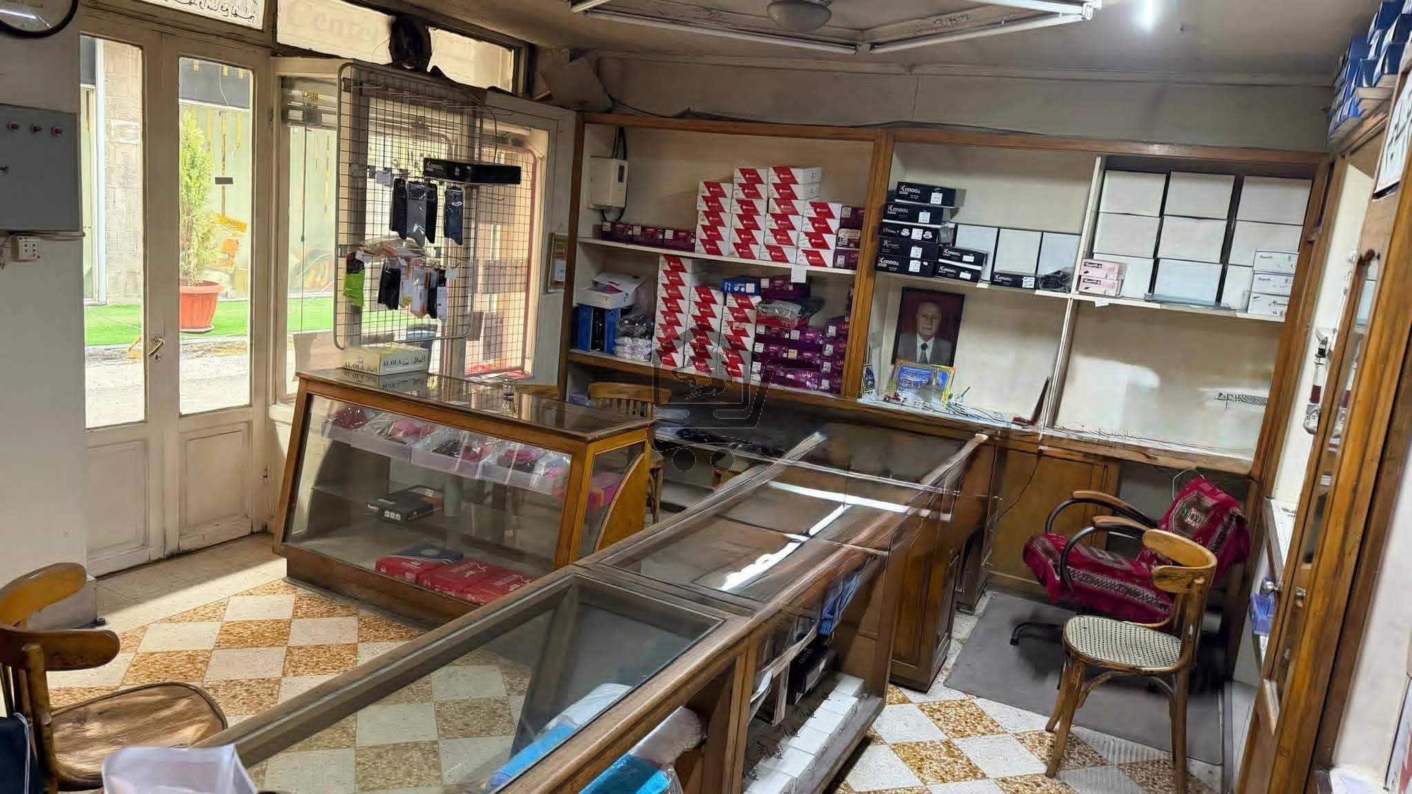 محل بموقع ممتاز - الصورة 6