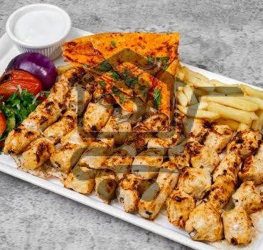 طاووق كاري