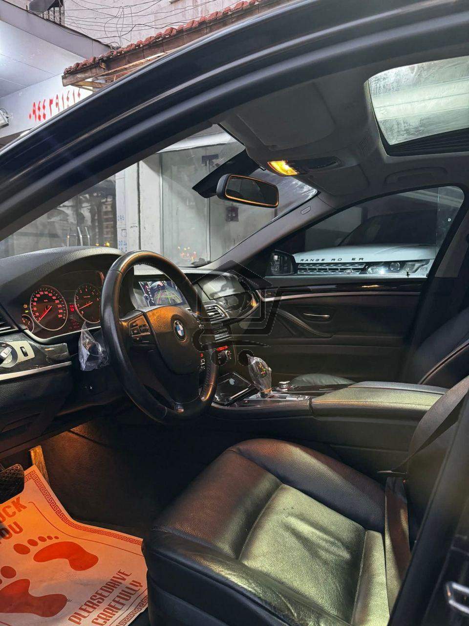 BMW 528i 2010 - الصورة 5