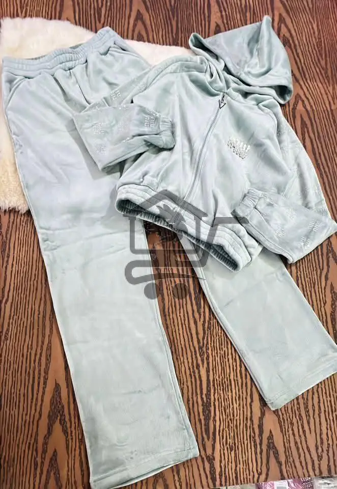 نعومة البيجامة من منوليا - الصورة 3