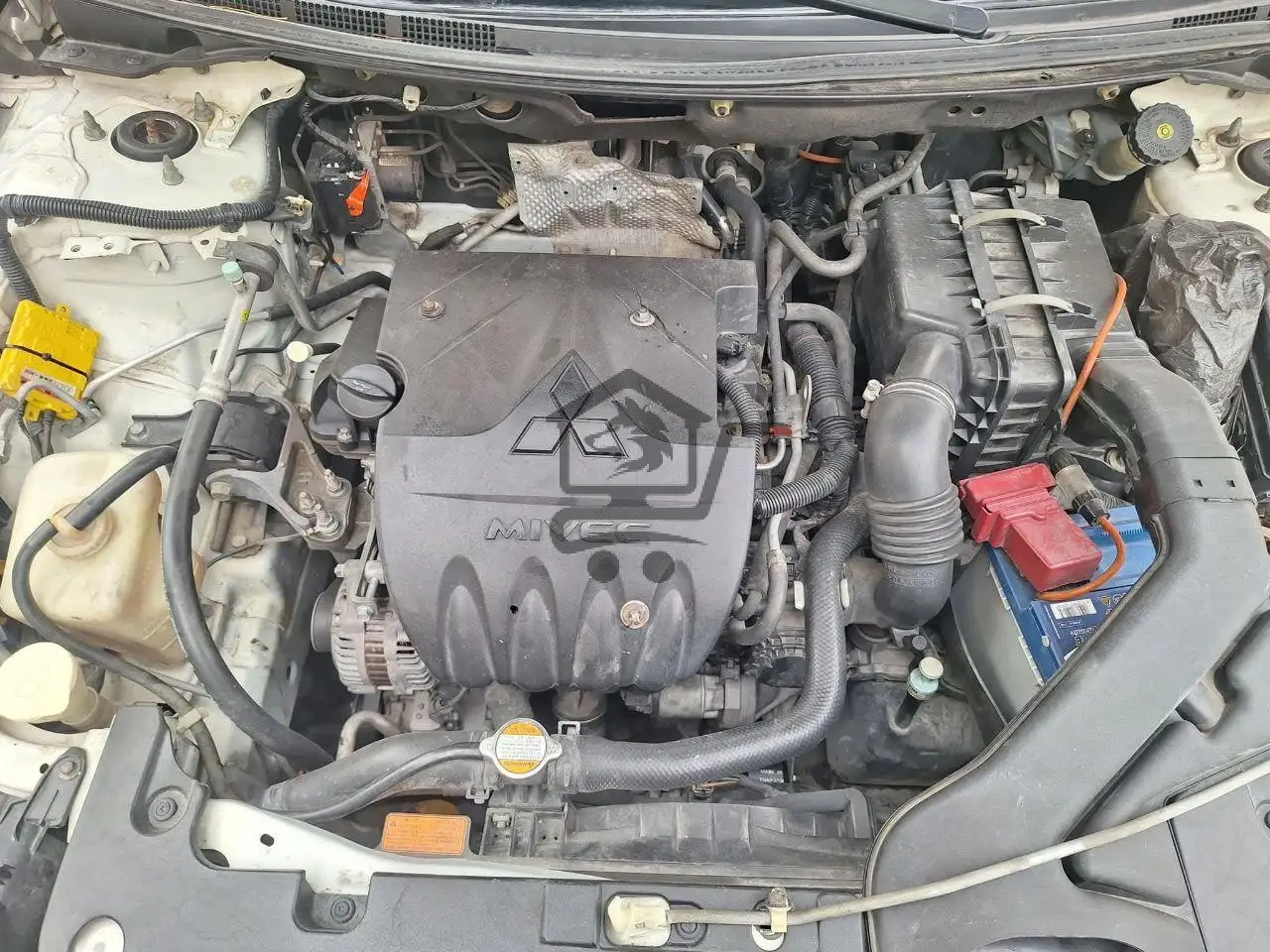 ميتسوبيشي لانسر GLX - الصورة 10