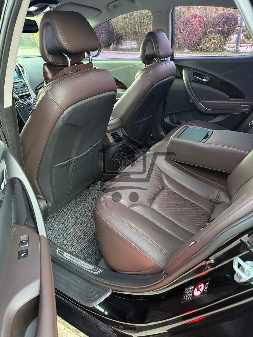 هيونداي جرانديور ازيرا 2015 GRANDEUR - الصورة 8